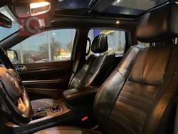 جیپ گراند شیرۆکی